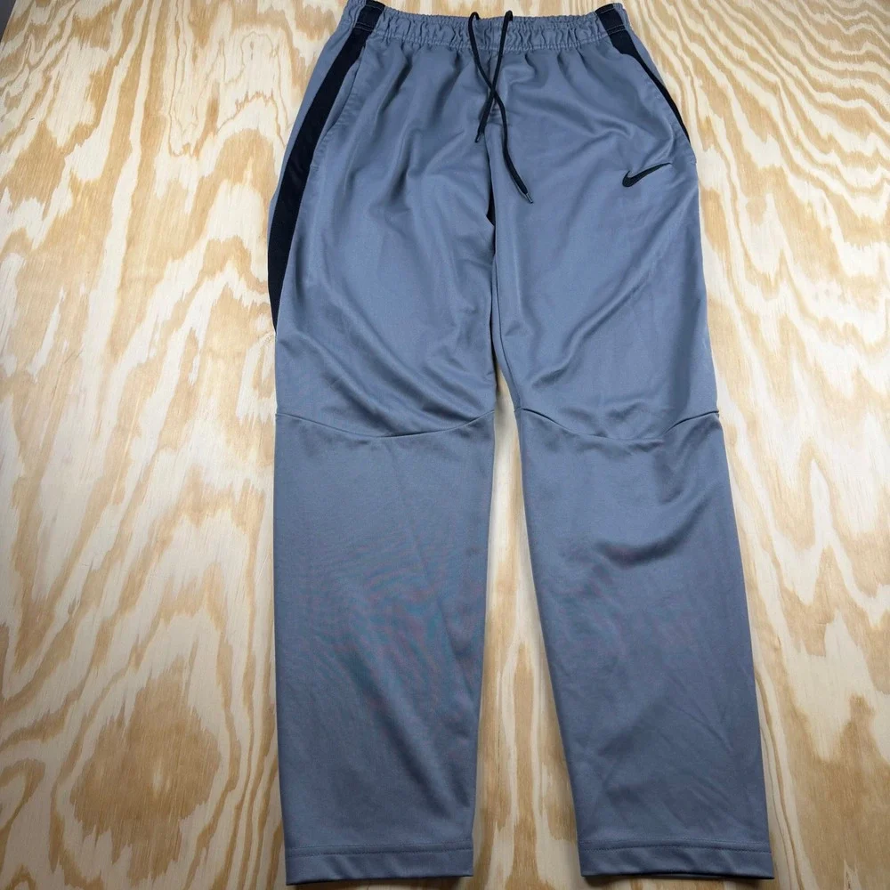 Nike Mens Therma-FIT Training Pants Grey Black Stripe Joggers Large 29 Inseam